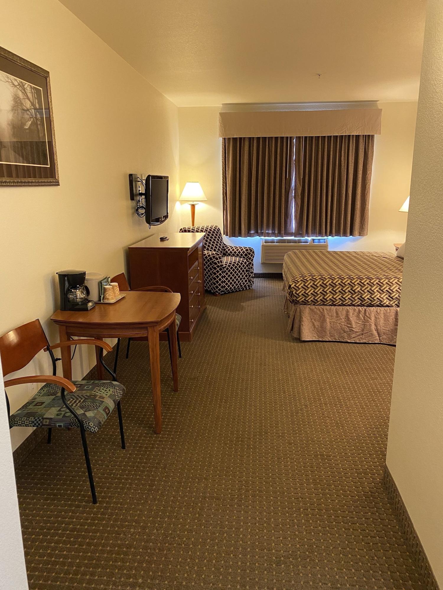 A Riverside Inn Travelodge By Wyndham Феърплей Екстериор снимка