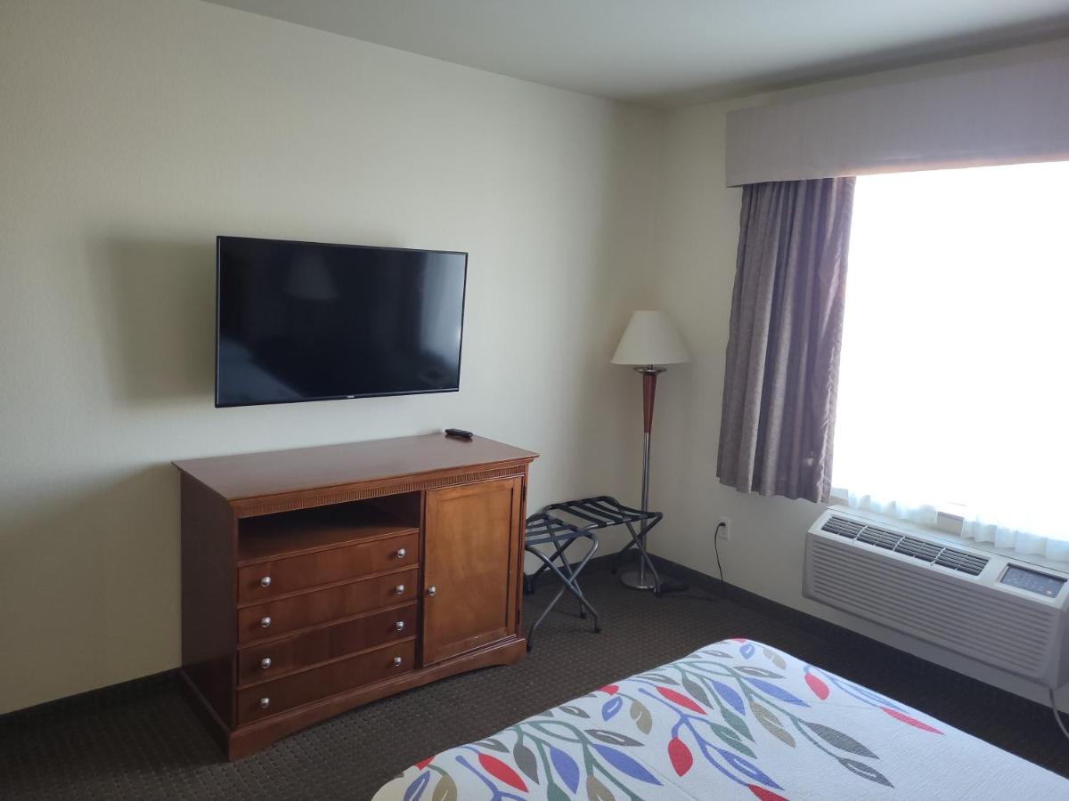 A Riverside Inn Travelodge By Wyndham Феърплей Екстериор снимка