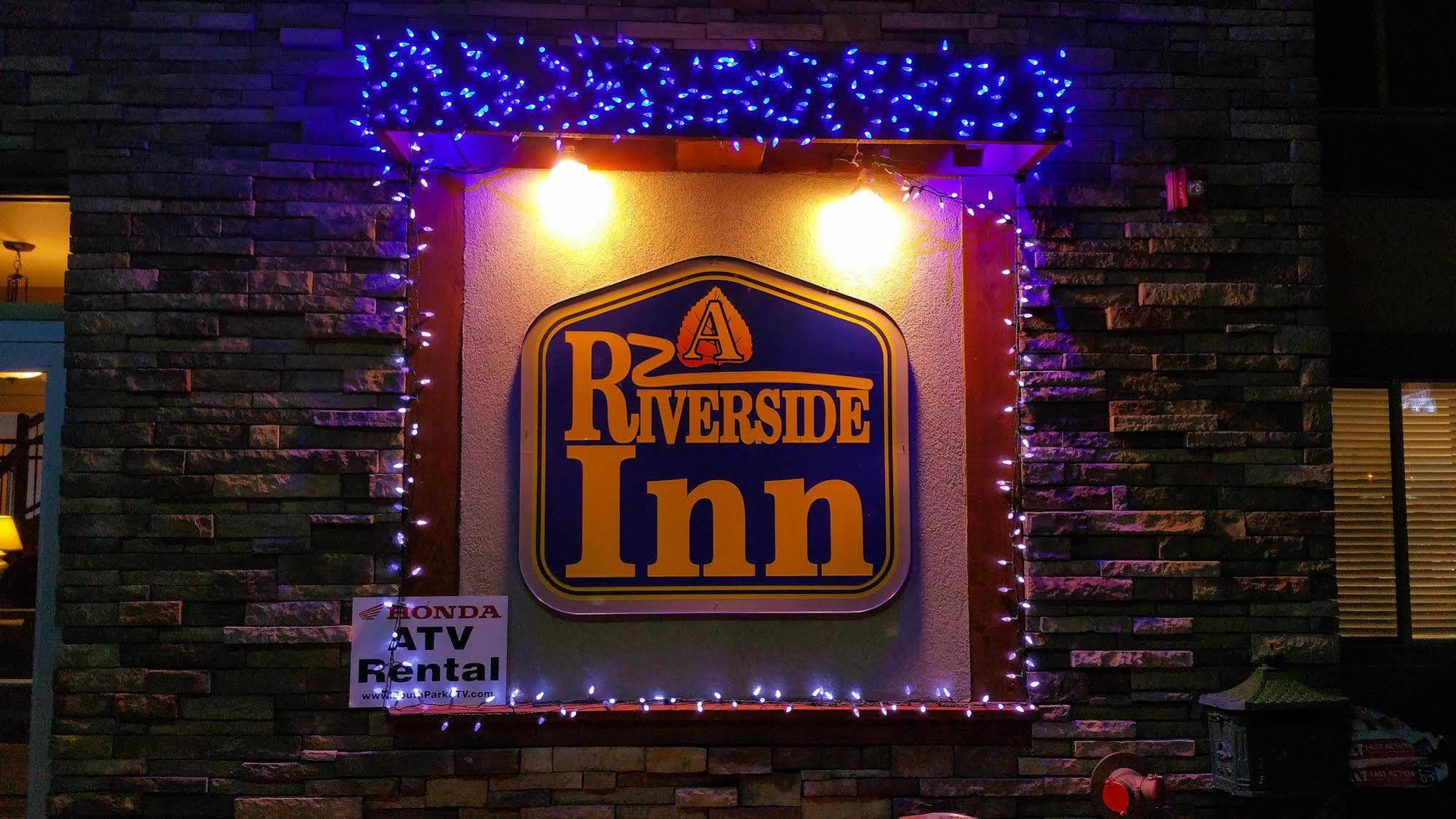 A Riverside Inn Travelodge By Wyndham Феърплей Екстериор снимка